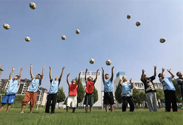 深圳2024新政丨义务教育阶段学校实行每天一节体育课！